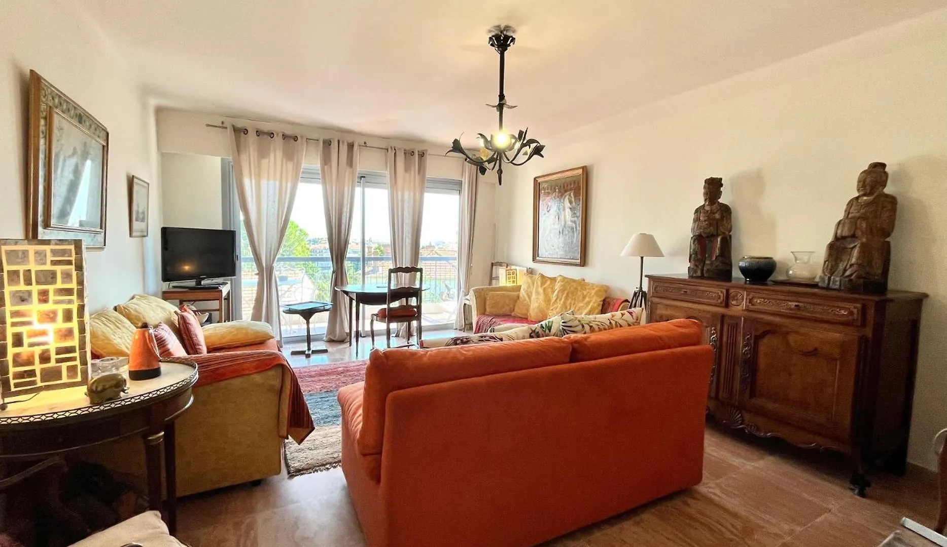 Contacten van Mediterranee By Welcome To Cannes